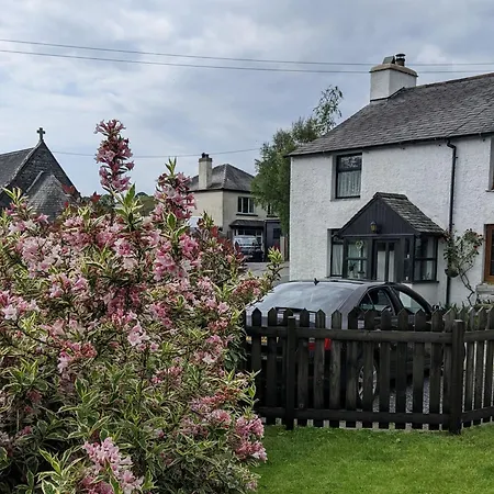 Ferienhaus Spring Garden Cottage, *
