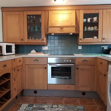 Spring Garden Cottage, Holiday home