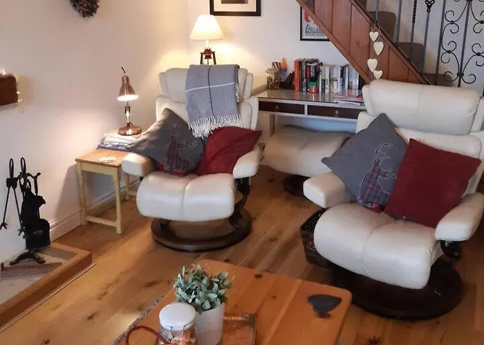 Holiday home Spring Garden Cottage,